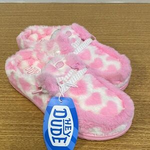 Hey Dude Women’s Pink and White Fuzzy Slippers